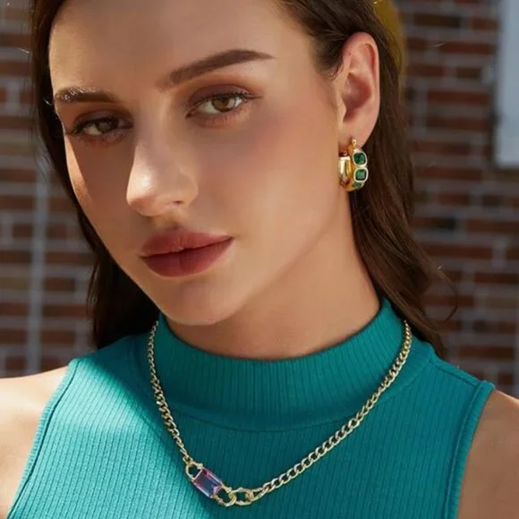 Green Lightweight 4k Gold plated Earrings Elegant Chunky Hoops - Picture 3 of 5